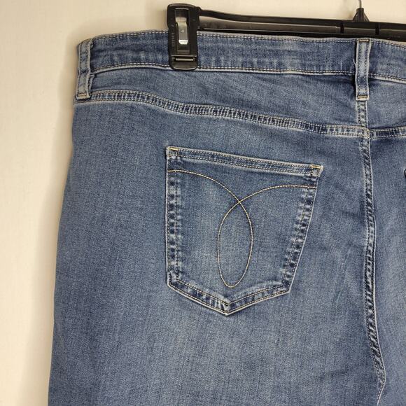 Calvin Klein Jeans Bermuda Cuffed Blue Denim Shorts Raw Hem NWT Plus Size 24W - Picture 9 of 11